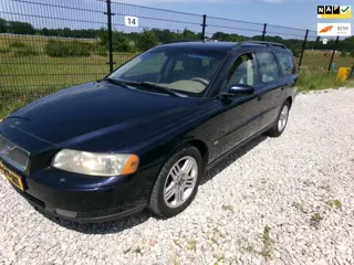 Volvo V70 2.4D Momentum
