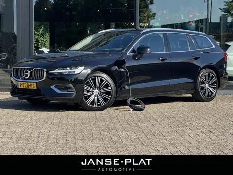Volvo V60 2.0 T6 AWD Essential Bright Long Range | Trekhaak | Ad. Cruise | Cam
