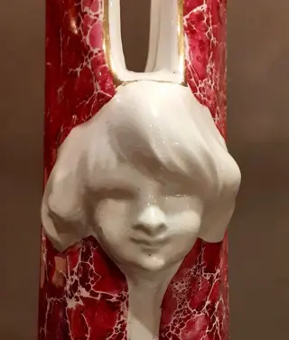 Vase Art Nouveau Manufacture Imperiale et Royale de Nimy -