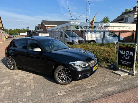 BMW 1-SERIE 116I EDITION MotorSport SHADOW-Line,motor is Nieuw!!