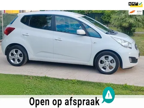 Kia Venga 1.6 CVVT Super Pack NAVI HOGE INSTAP TREKHAAK PDC