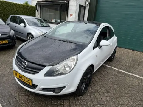 Opel Corsa 1.4-16V Edition