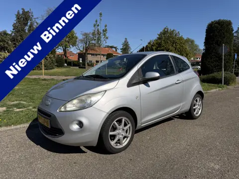 Ford Ka 1.2 Titanium APK 20-4-2027 (bj 2010)