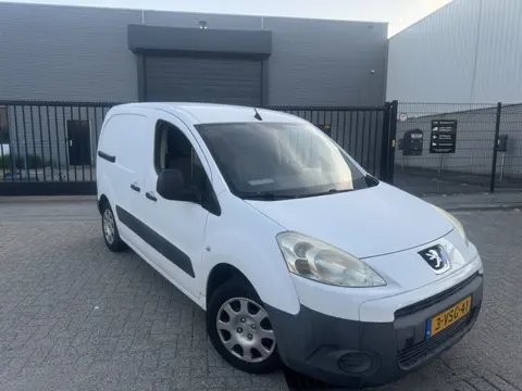 Peugeot Partner 1.6Hdi Navigatie Schuifdeur Bt Gesloten Netjes