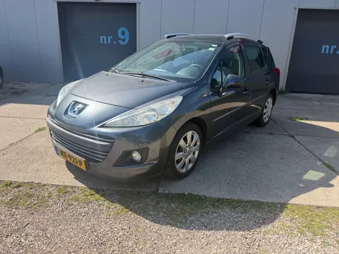 Peugeot 207 SW 1.6 VTi Allure met airco en panodak
