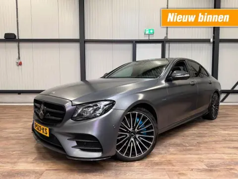 MERCEDES-BENZ E-KLASSE 350e Business Solution AMG / Full Options / PANO / LEDER / WideScreen 