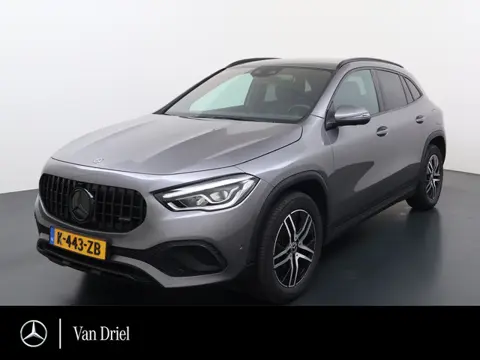 Mercedes-Benz GLA 200 Luxury | Sfeer LED (bj 2021)