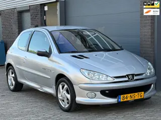 Peugeot 206 1.4-16V Quiksilver AIRCO Nieuw APK NAP