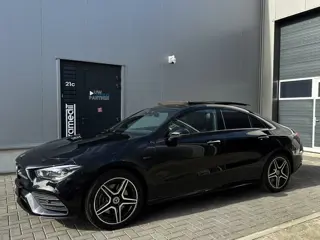 Mercedes-Benz CLA-Klasse 250 e AMG Pano | Memory | ACC | Camera | Multi | 1e eig