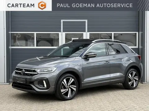 Volkswagen T-Roc 1.5 TSI R-Line Business+ | 3x R Line | Virtual | Pano | Camera | Keyless |