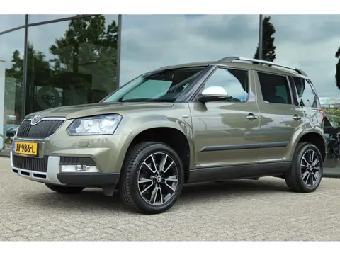 SKODA YETI OUTDOOR 1.4 TSI GREENTECH JOY | XENON | TREKHAAK | NAVI | CRUISE | CLIMATE