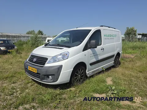 Fiat Scudo 10 2.0 MultiJet KH1 SX - Handelsprijs zonder garantie -  Kapotte koppakking