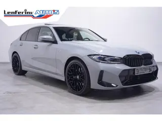 BMW 3-serie 330e M Sport Head up Schuifdak Camera Memory Shadowline 20 Inch Apple Carplay Travelpakk