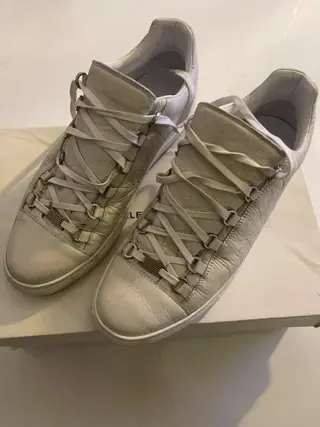 Balenciaga - Sneakers - Maat: Schoenen / EU 43