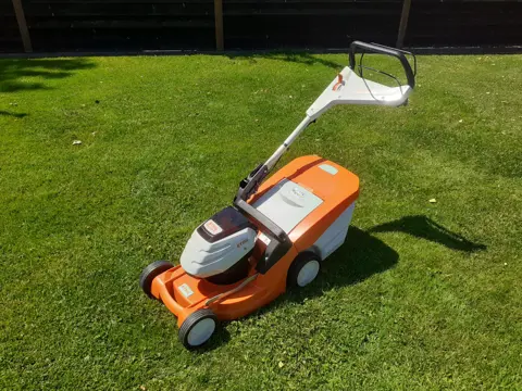 Stihl RMA 443 VC