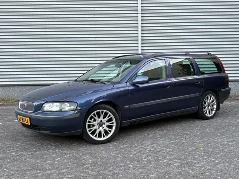 Volvo V70 2.4 Trekhaak Org NL NAP Carplay Cruise Control