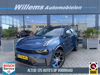 Lynk & Co 01 1.5 App-Connect, 360' Camera & Panoramadak Verkoopprijs = Inclusief Trekhaak