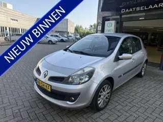 Renault Clio 1.6-16V Dynamique Luxe Airco lichtmetaal