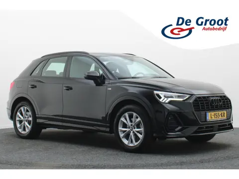 Audi Q3 35 TFSI S edition Eerste Eigenaar, Leder/Stof, Camera, Cruise, Apple Carplay, LED, 18''
