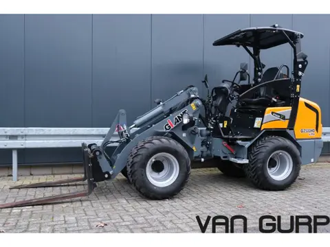 Giant G2500 X-TRA HD | 2023 | 90h (bj 2023)