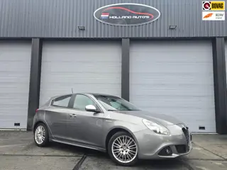 Alfa Romeo Giulietta 1.7 TBi QV, nette staat, goed rijdend, pano, leder, goed onderhouden
