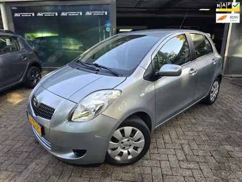 Toyota Yaris 1.3 VVTi Sol MMT | AUTOMAAT | 2E EIGENAAR | 12MND GARANTIE | AIRCO | LAGE KM |