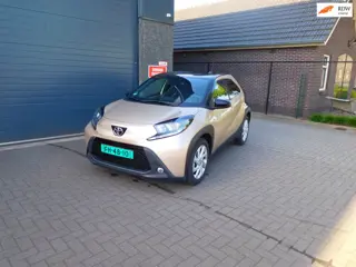 Toyota Aygo X 1.0 VVT-i MT Play