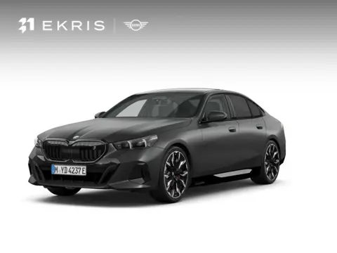 BMW i5 eDrive40 | M Sportpakket Pro | Travel Pack | Trekhaak | Panoramadak