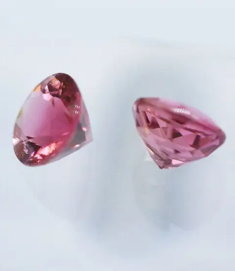 2 pcs Roze Toermalijn, geen reserve - 1.89 ct