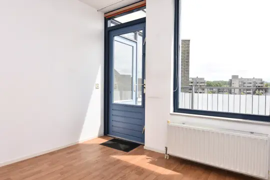 Woning aan de Van Ollefenstraat te Amsterdam