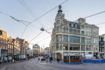 Woning aan de Koningsplein te Amsterdam
