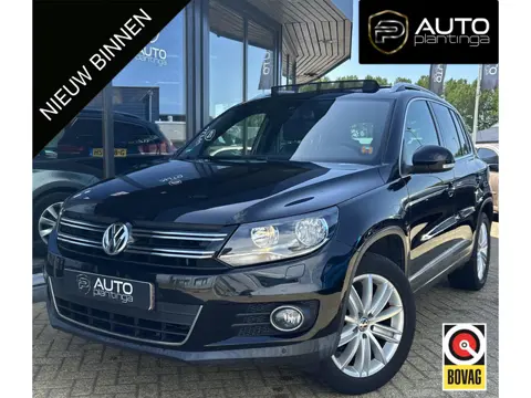 Volkswagen Tiguan 1.4 TSI Comfort&Design 160PK | PANO | Trekhaak | Stoelverwarming | Parkeersensoren