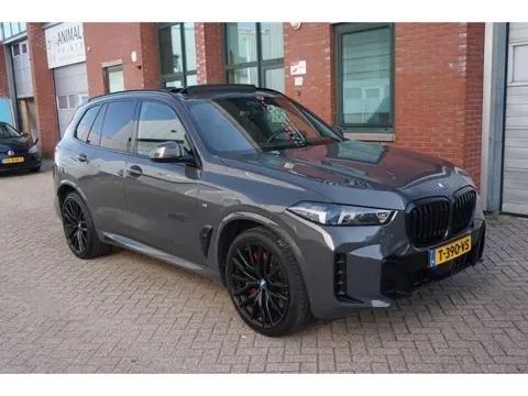 BMW X5 XDrive50e Launch Edition Massage, Pano, M-Pakket