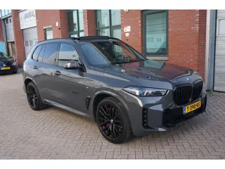 BMW X5 XDrive50e Launch Edition Massage, Pano, M-Pakket