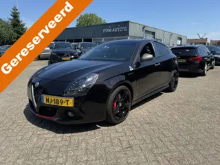Alfa Romeo Giulietta 1.6 JTDm Super Quadrifoglio Automaat | Clima | Navi | Leder | Apple carplay | E