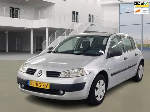 Renault Mégane 1.6-16V Tech Road
