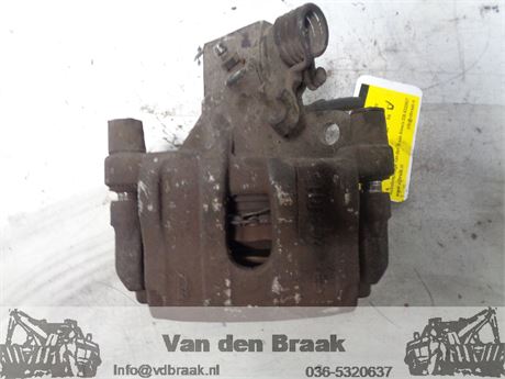 Ford C-Max 2007-2010 Remklauw rechts achter