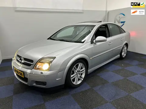Opel Vectra GTS 3.2 V6 Elegance / AUTOMAAT / RIJDT SCHAKELT GOED / GTS