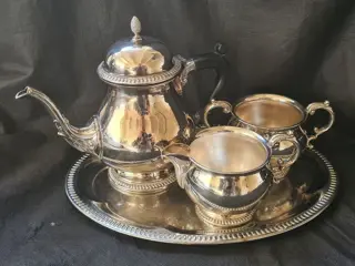 Mappin&amp;Webb - Theepot &amp; Roomsetje (4) - Silverplate