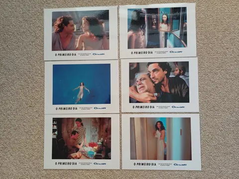 O PRIMEIRO DIA lobbycard set.