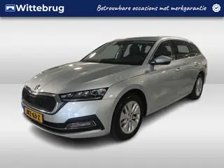 Škoda Octavia Combi 1.0 e-TSI Business Edition / PDC / NAVI / Verwarmbare stoelen voor / Elektrische