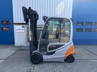 VS-22907 Elektrische triplex heftruck Still RX60-30