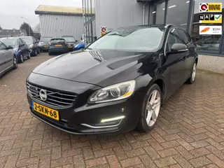 Volvo V60 2.4 D6 AWD Plug-In Hybrid Summum leer xenon navigatie clima cruise controle lm-velgen mimo