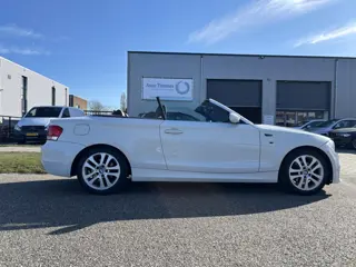 BMW 1-serie Cabrio 125i APK NIEUW M125 CABRIO UNIEK!!! HANDGESCHAKELD| BOMVOL!!!