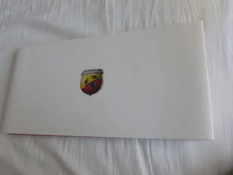 Brochures/catalogi - Massive 108 (!) page hardcover Abarth