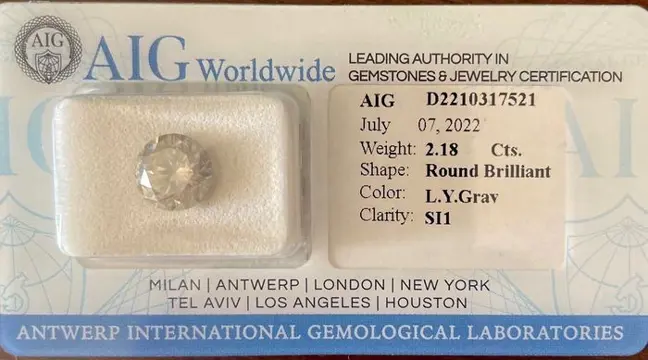 1 pcs Diamant - 2.18 ct - Rond - Light Yellow Gray - SI1