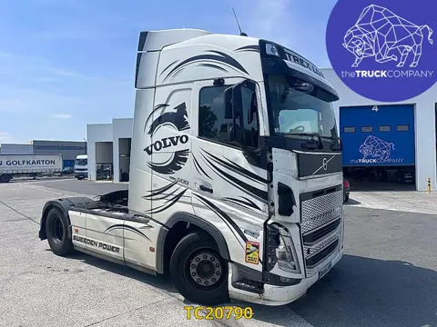 Volvo FH ENGINE DAMAGE - MOTORBESCHADIGUNG (bj 2023)