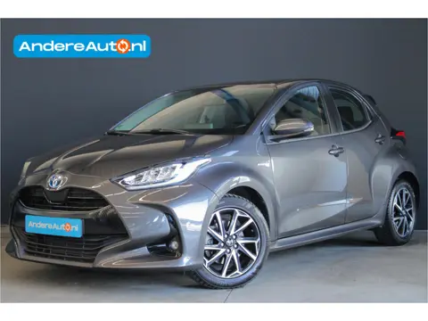 Toyota Yaris 1.5 Hybrid Dynamic |dealer onderhouden|lichtmetalen velgen|Apple CarPlay/Android Auto|