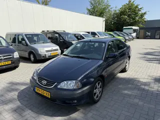 Toyota Avensis 1.8-16V Linea Sol AUTOMAAT + AIRCO