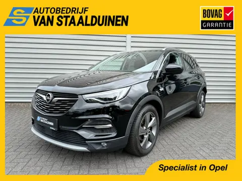 Opel Grandland X 1.2 Turbo 130pk Innovation | Lederen stoelen | Trekhaak | Stoel ventilatie | Stoelv